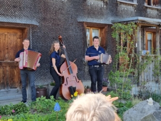 Fototermin mit Klein-Formationen