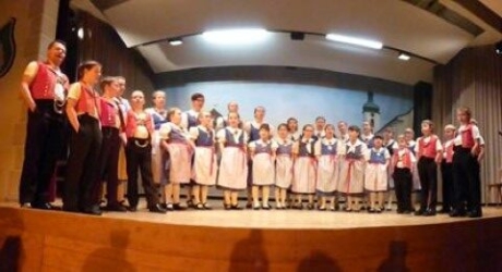 P1710840_ Kinderjodelchörli Mosnang